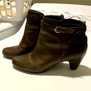 Leather ankle boots